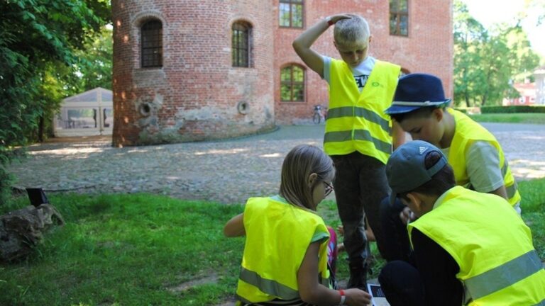 Edukacinė programa vaikams „Tiškevičių aukso skrynios beieškant…“