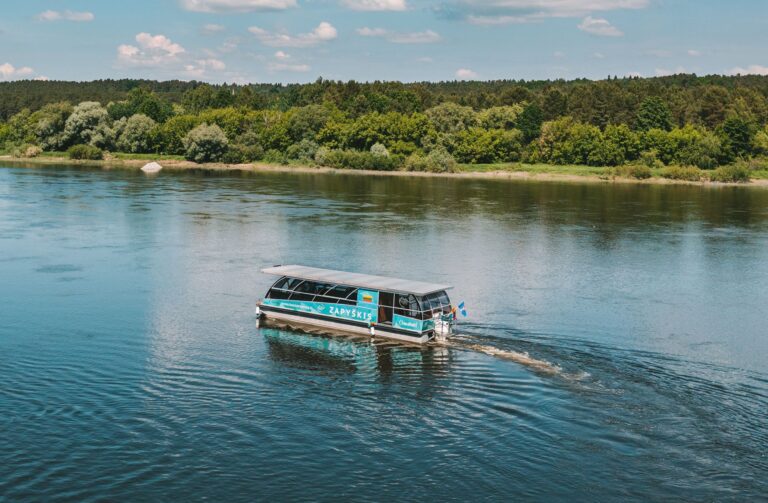 Sekmadienio išvykos laivu „Zapyškis“