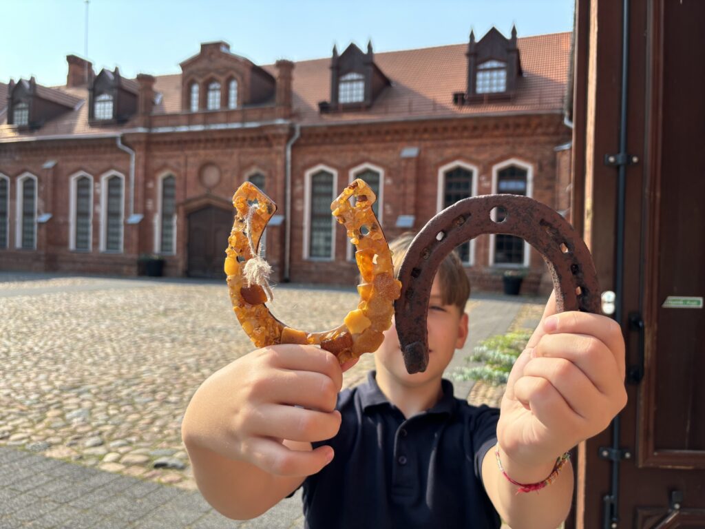 Edukacinė programa „Gintarinė laimės pasaga“