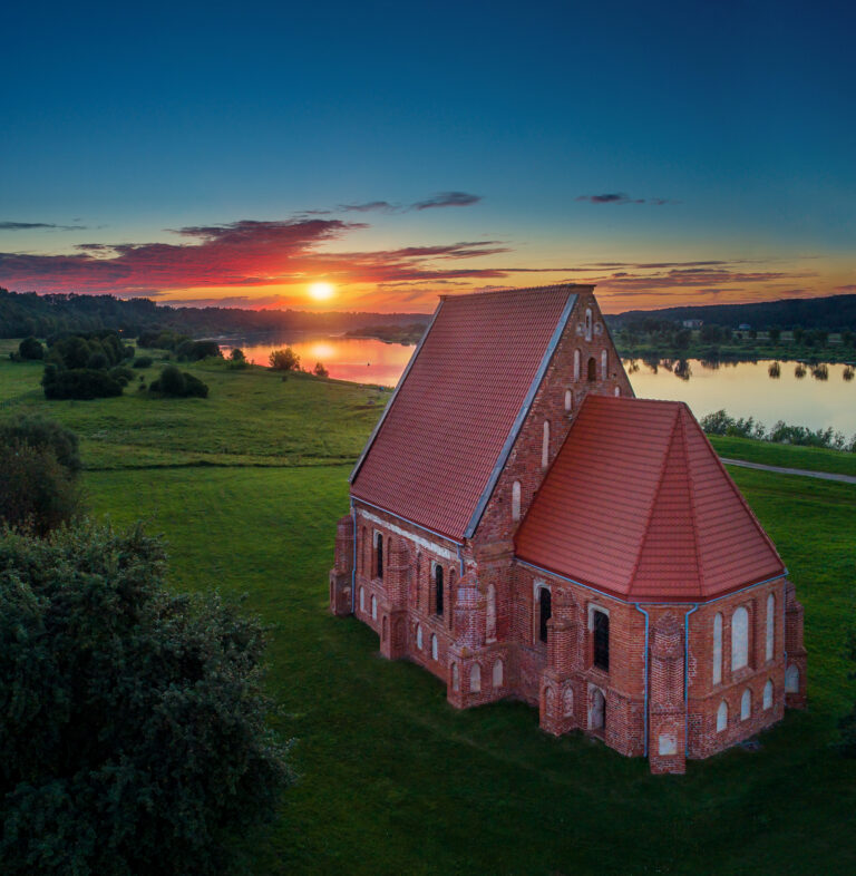 3D AUDIOVIZUALINIS ERDVINIS PASAKOJIMAS: Senosios Zapyškio bažnyčios ir krašto istorija